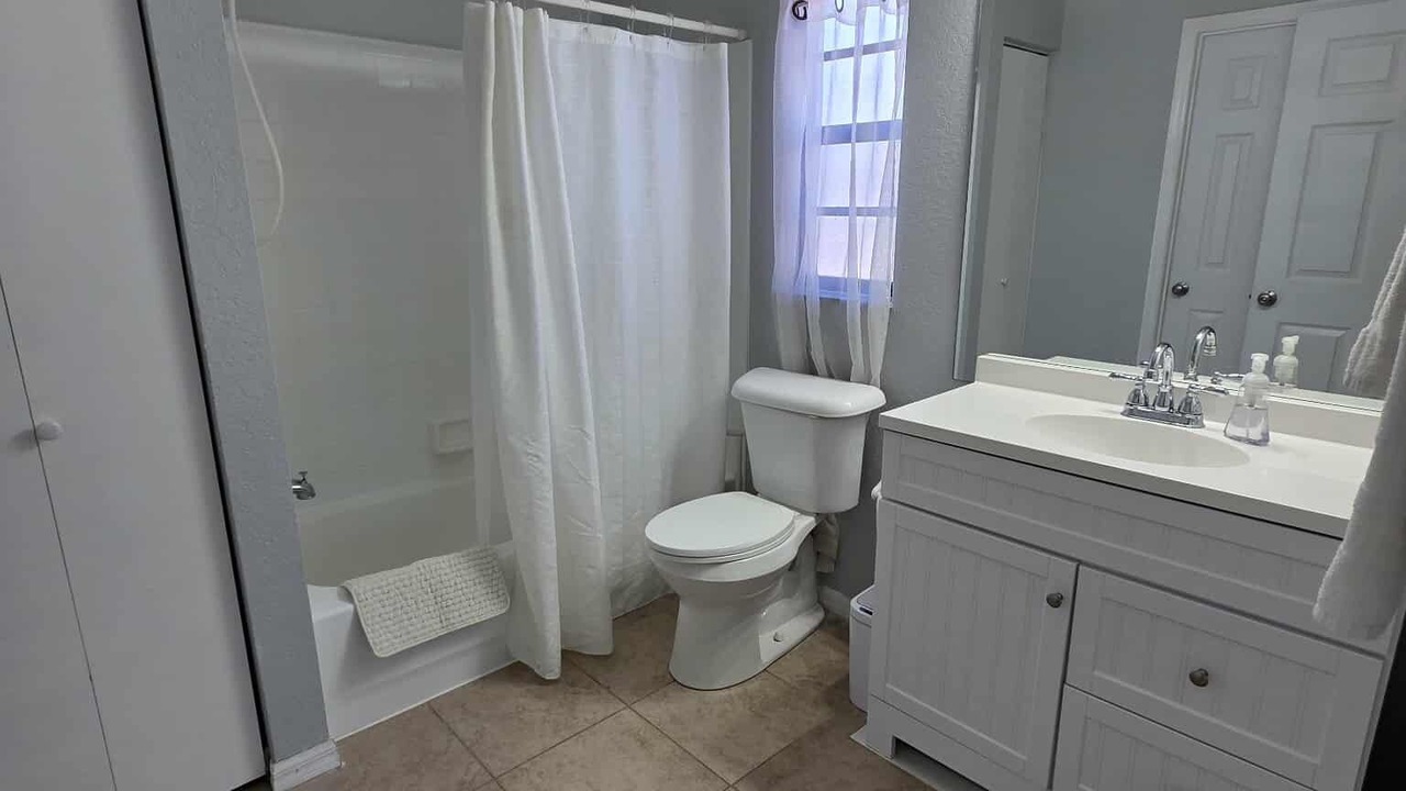 Photo of Bathroom in United Central