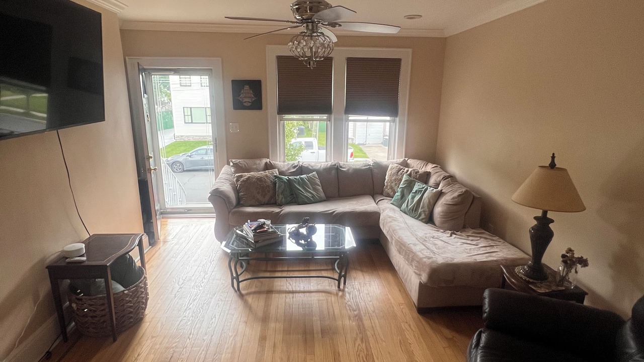 Photo of Livingroom in North Arlington