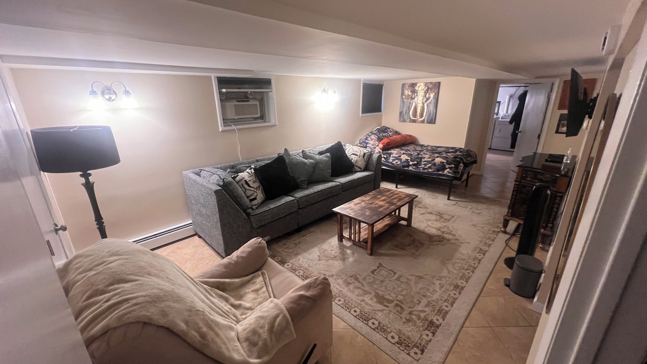 Photo of Livingroom in North Arlington