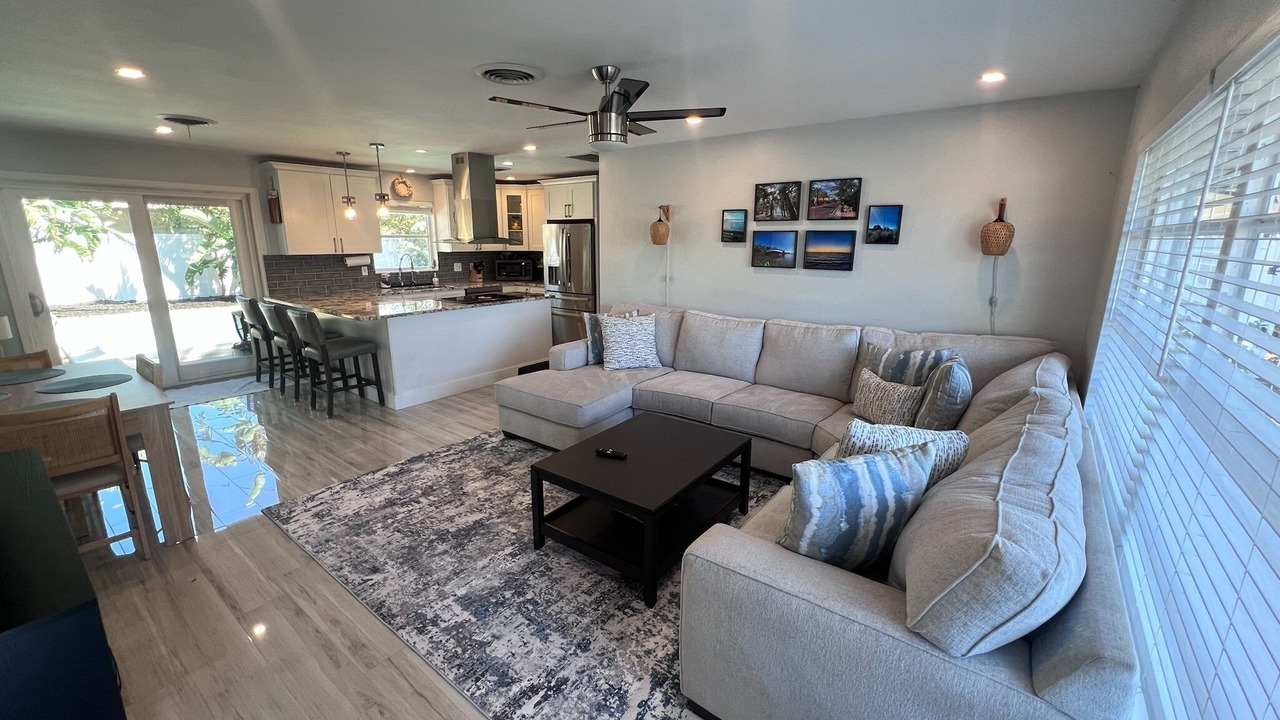 Photo of Livingroom in South Gate Ridge