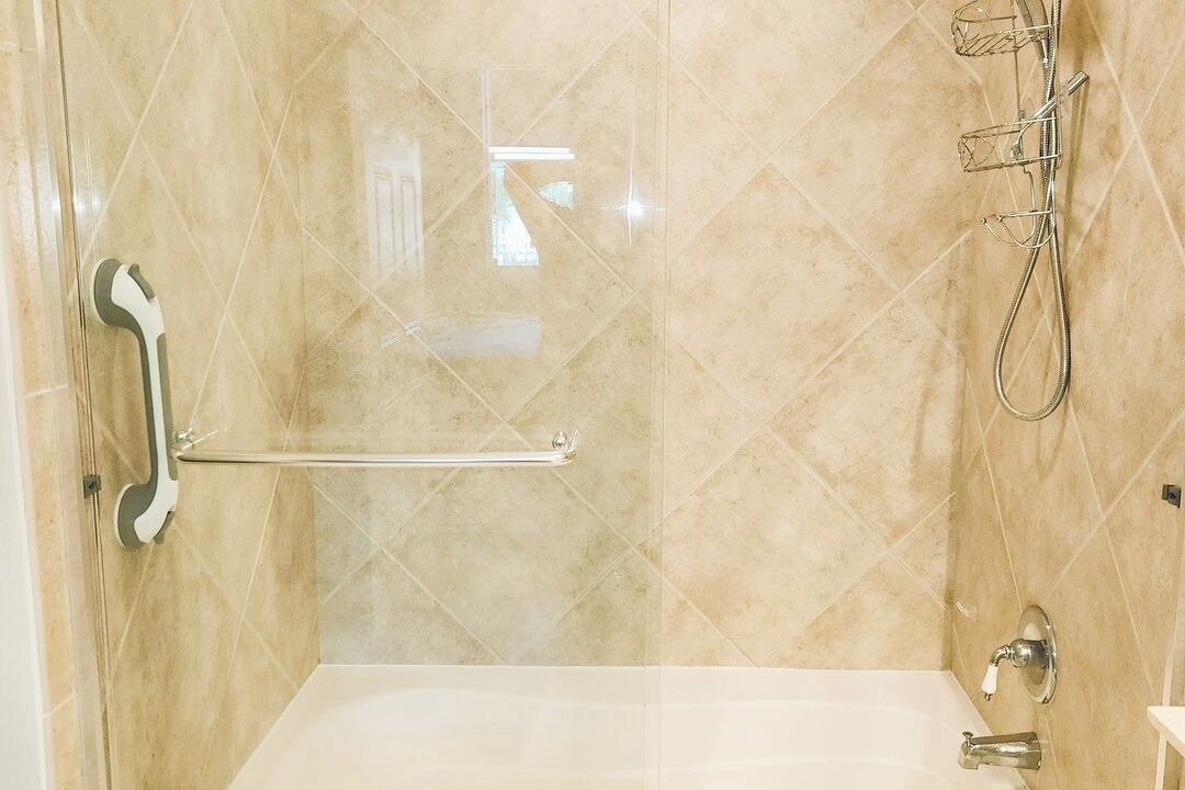 Photo of Bathroom in East Ocean Ave