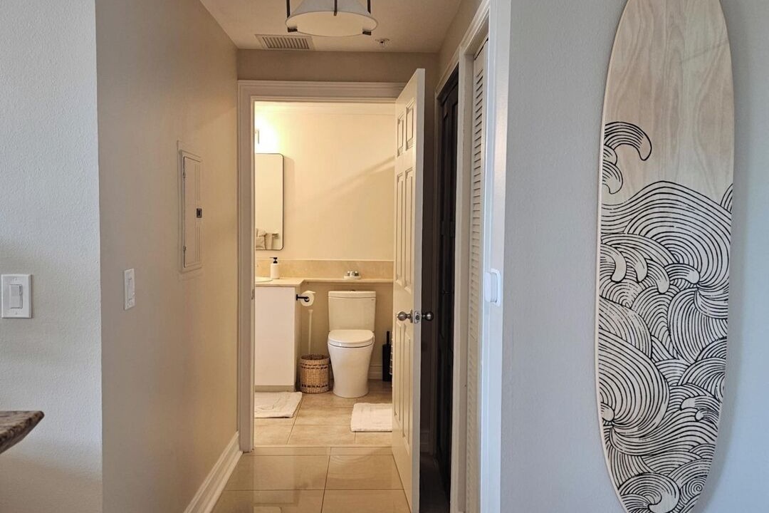 Photo of Bathroom in East Ocean Ave
