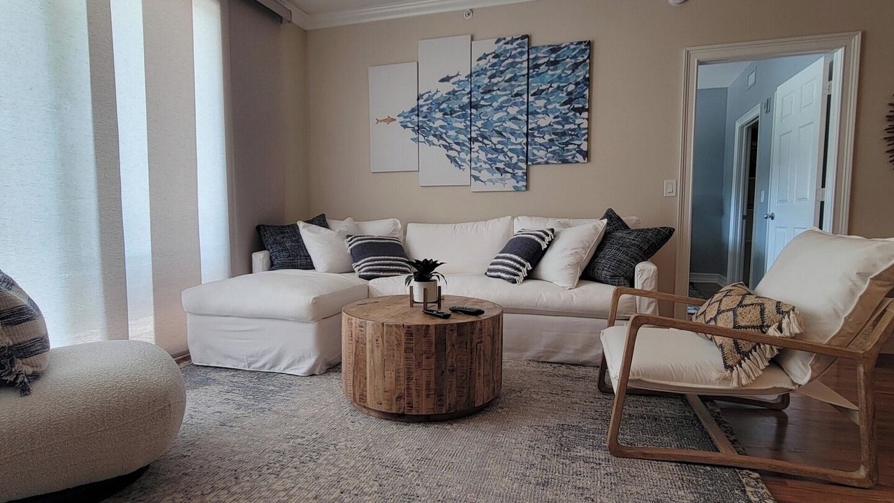 Photo of Bedroom in East Ocean Ave