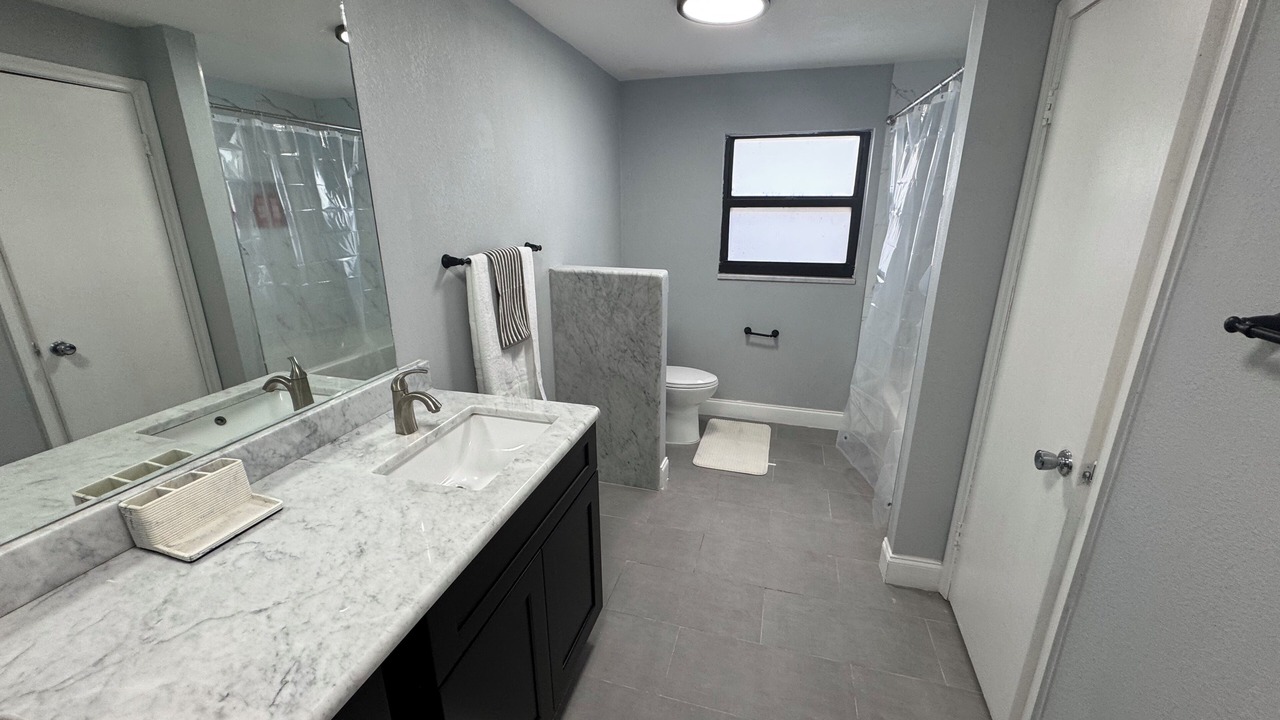 Photo of Bathroom in Clewiston