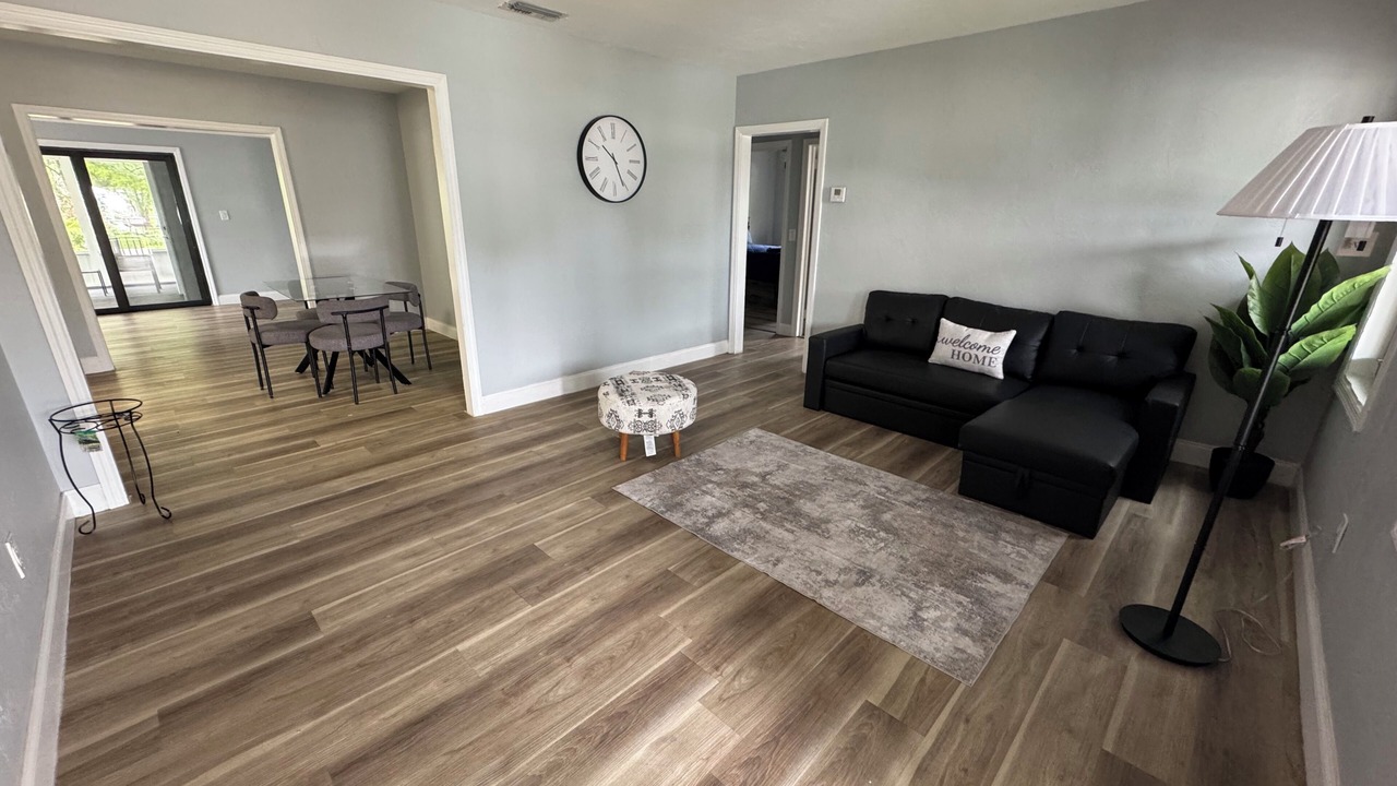 Photo of Livingroom in Clewiston