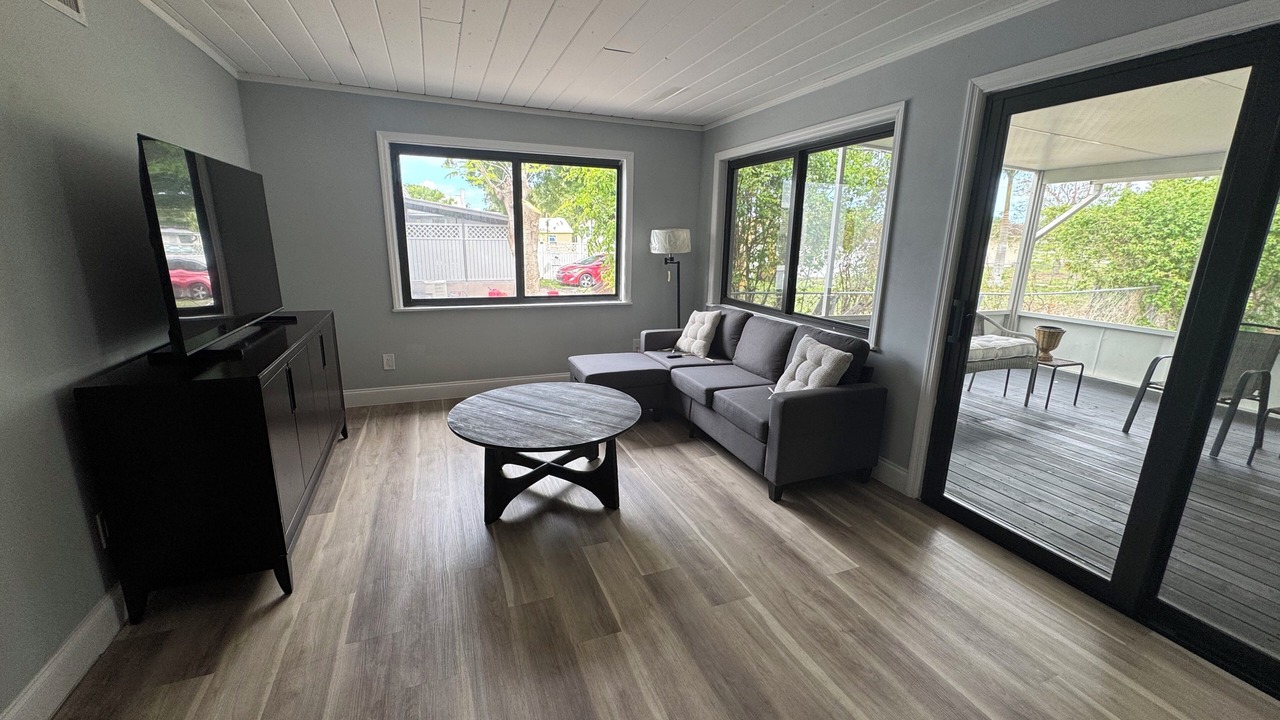 Photo of Livingroom in Clewiston