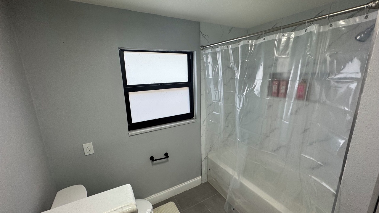 Photo of Bathroom in Clewiston