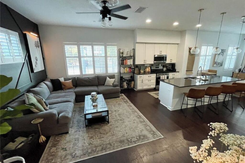 Photo of Livingroom in Downtown St. Petersburg