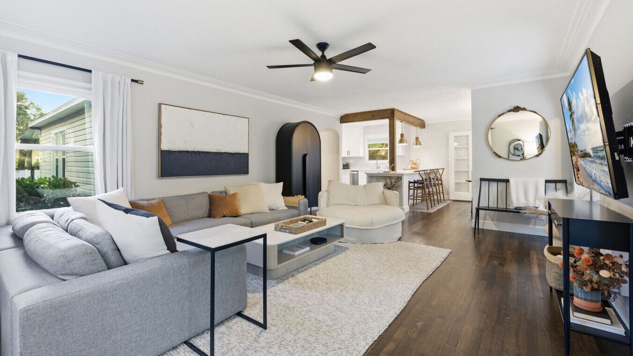 Photo of Livingroom in St. Petersburg - Clearwater