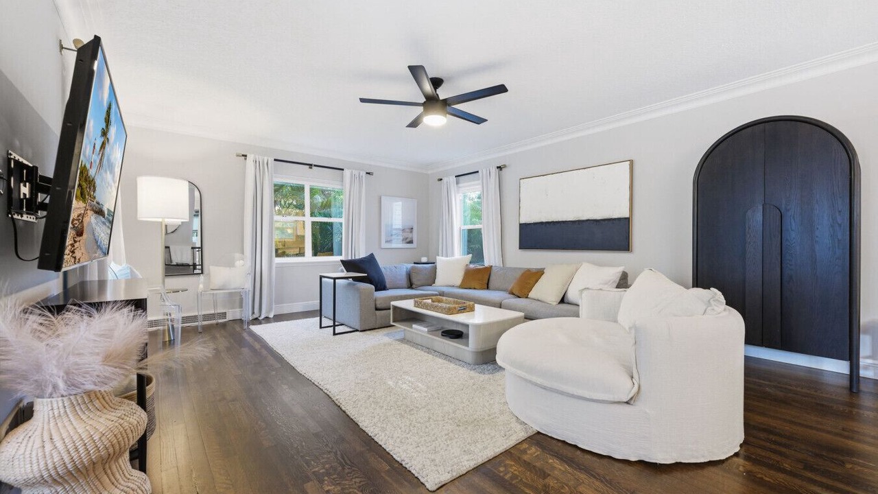 Photo of Livingroom in St. Petersburg - Clearwater