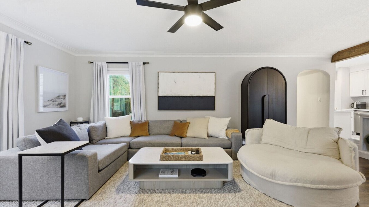 Photo of Livingroom in St. Petersburg - Clearwater