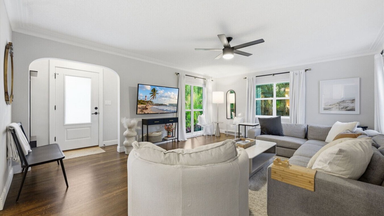 Photo of Livingroom in St. Petersburg - Clearwater