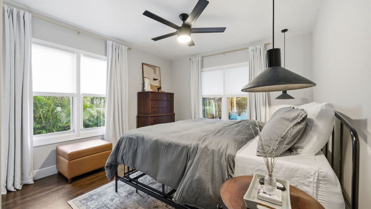 Photo of Bedroom in St. Petersburg - Clearwater