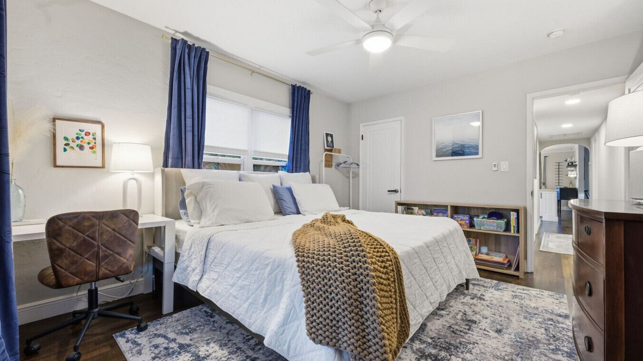 Photo of Bedroom in St. Petersburg - Clearwater