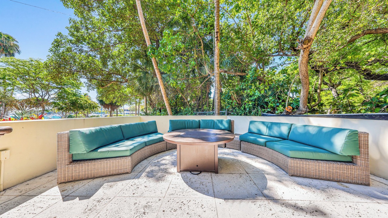 Photo of Outdoor in Coconut Grove