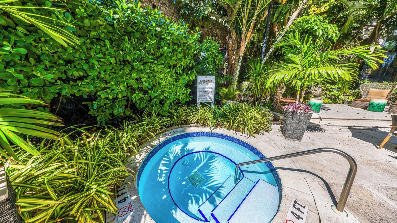 Photo of Outdoor in Coconut Grove