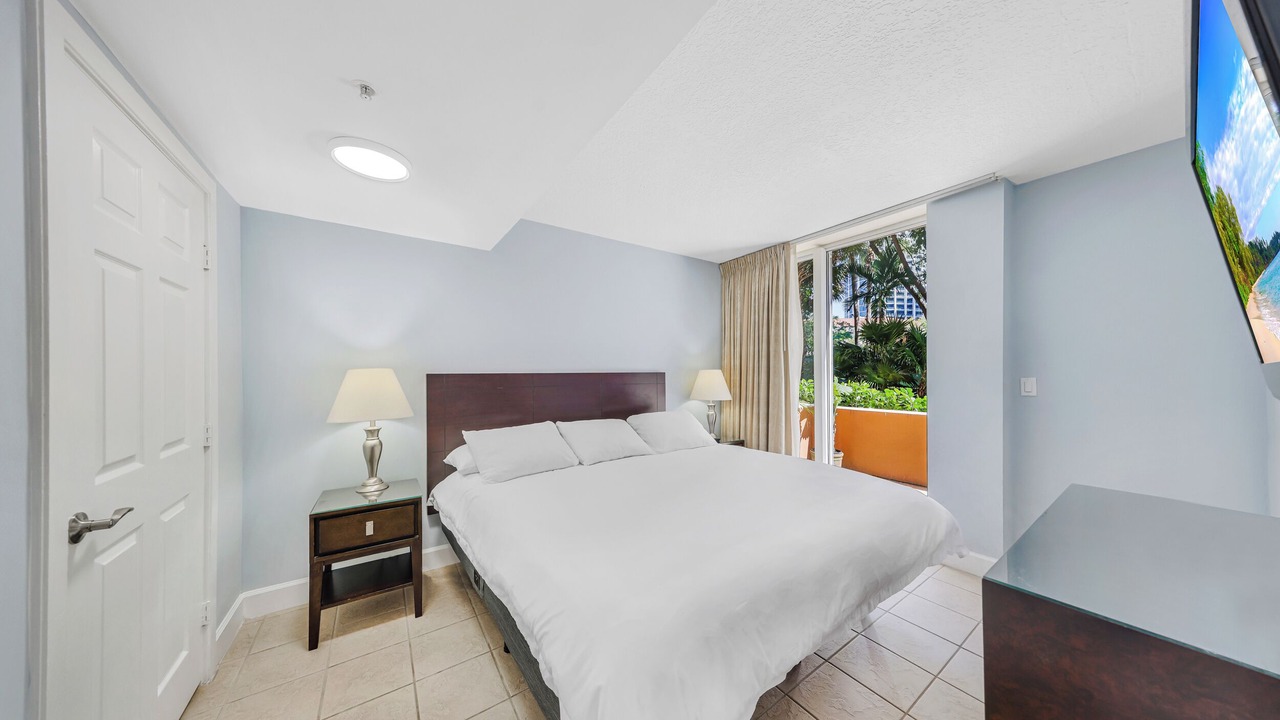 Photo of Bedroom in Coconut Grove