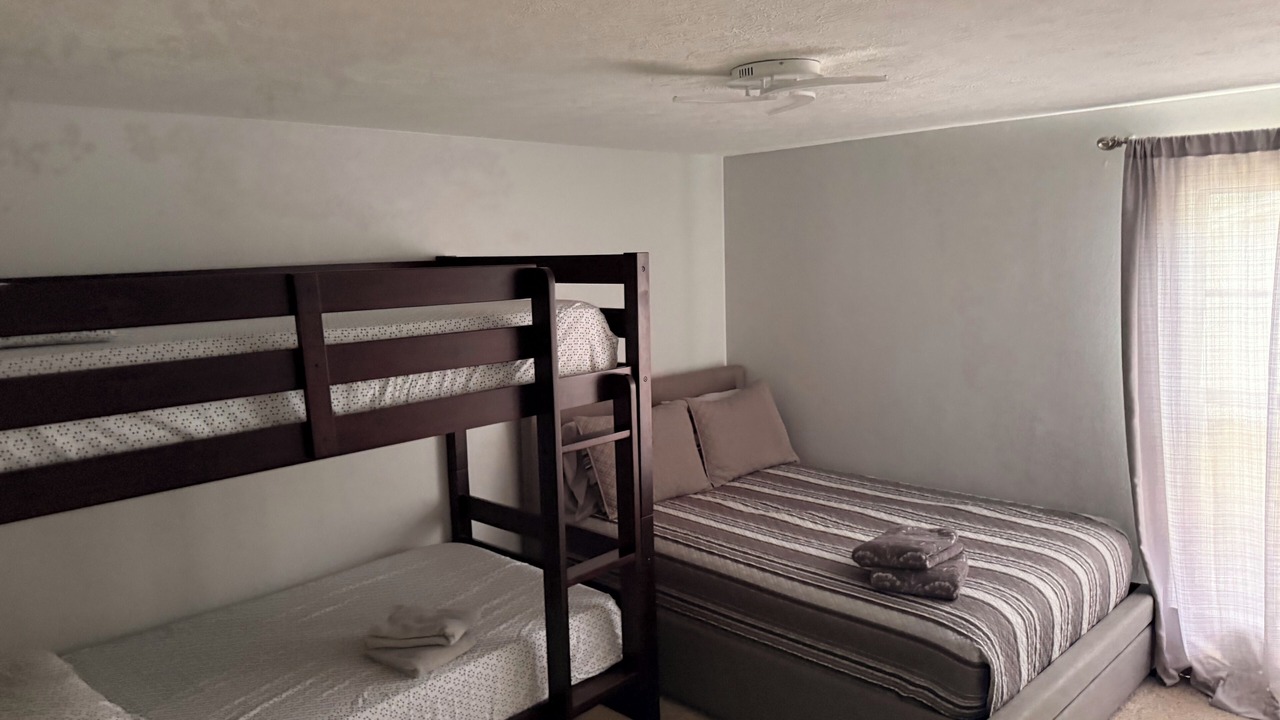Photo of Bedroom in Lake Magdalene