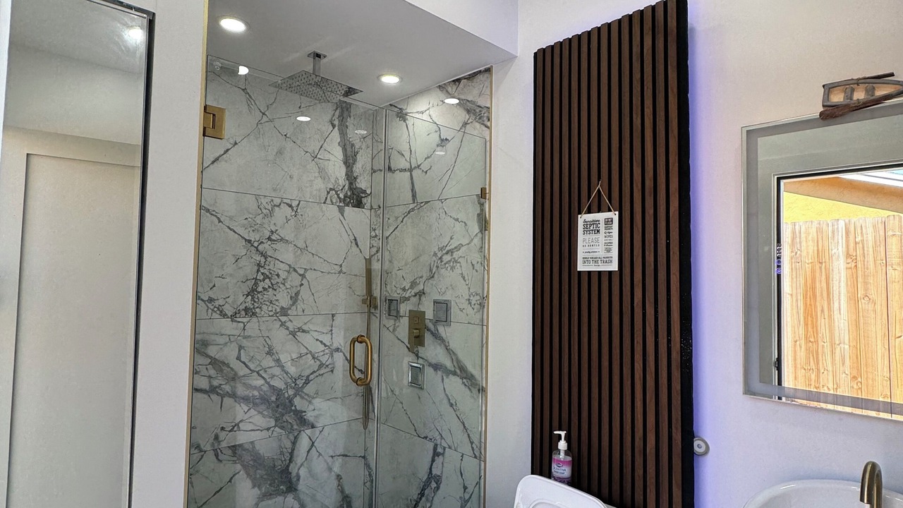 Photo of Bathroom in Lake Magdalene