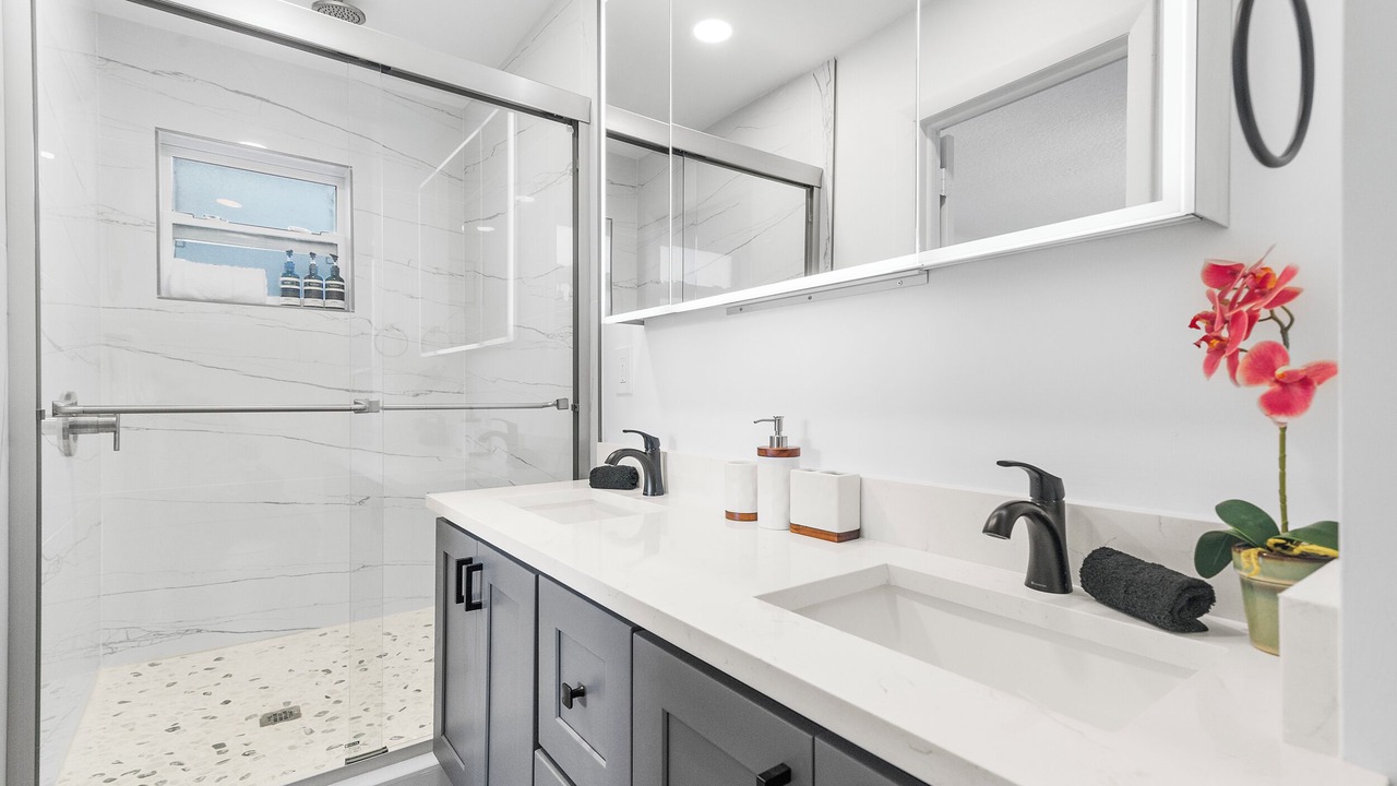 Photo of Bathroom in Old Northwood Historic District