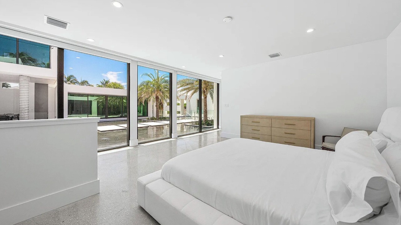 Photo of Bedroom in Ocean Ridge