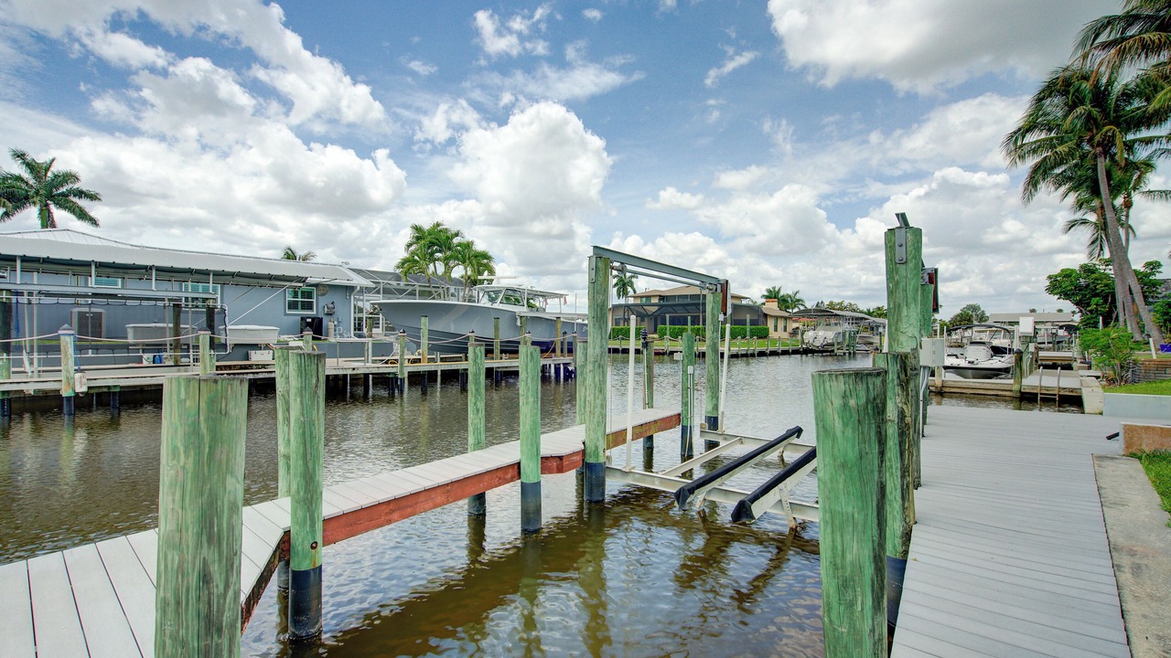 Photo of Others in Caloosahatchee