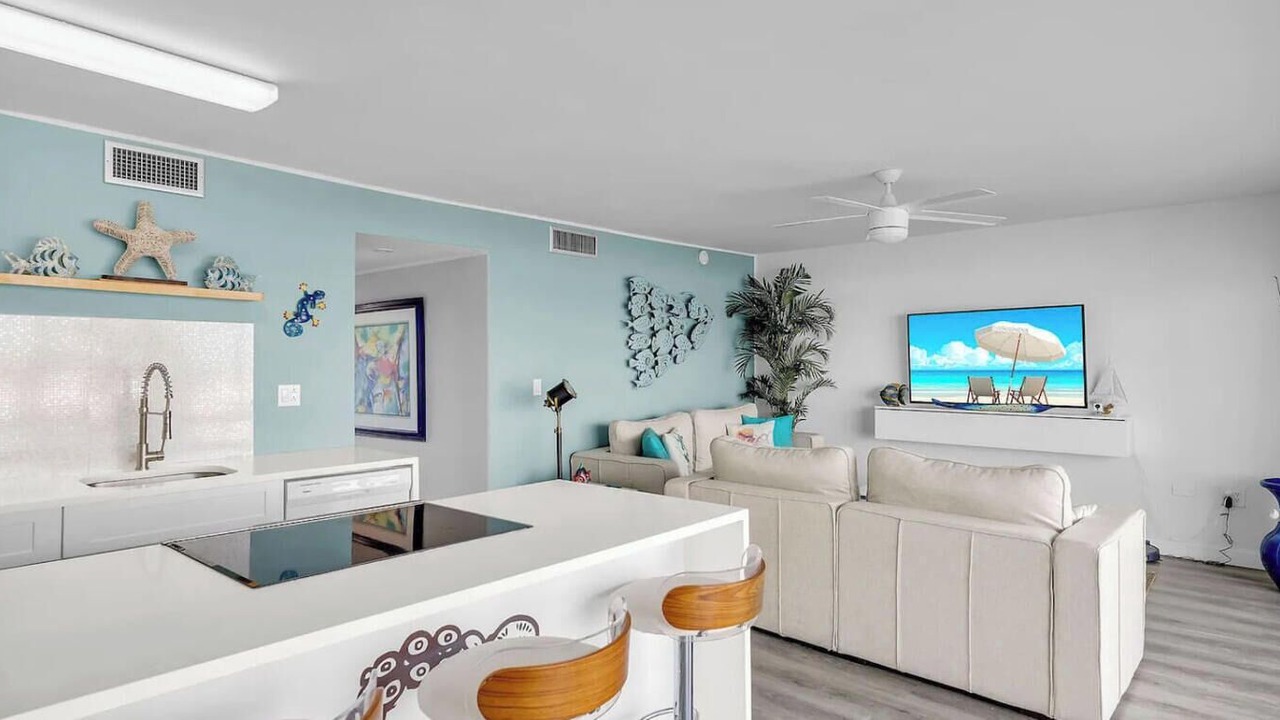Photo of Livingroom in Marathon