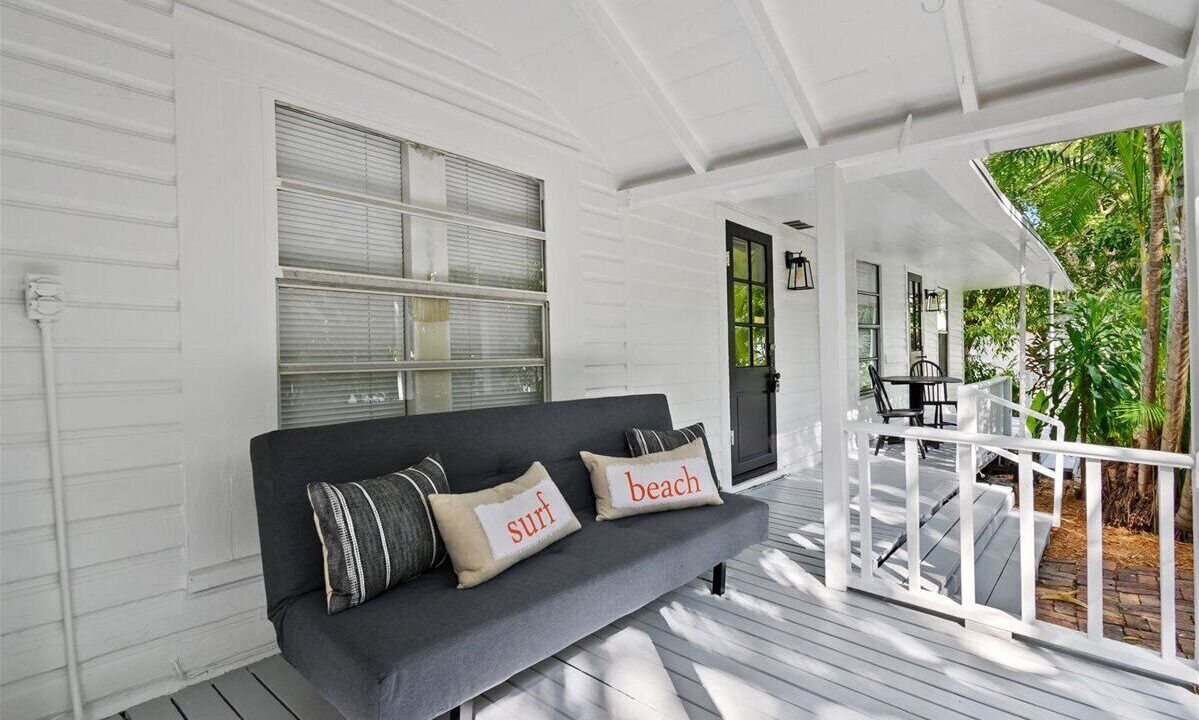 Photo of Patio Balcony in Northwood Shores
