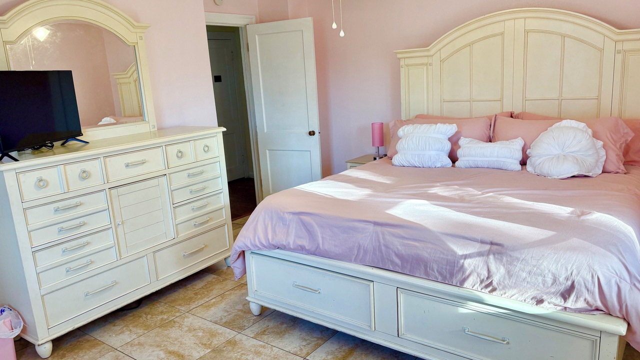 Photo of Bedroom in Whitfield
