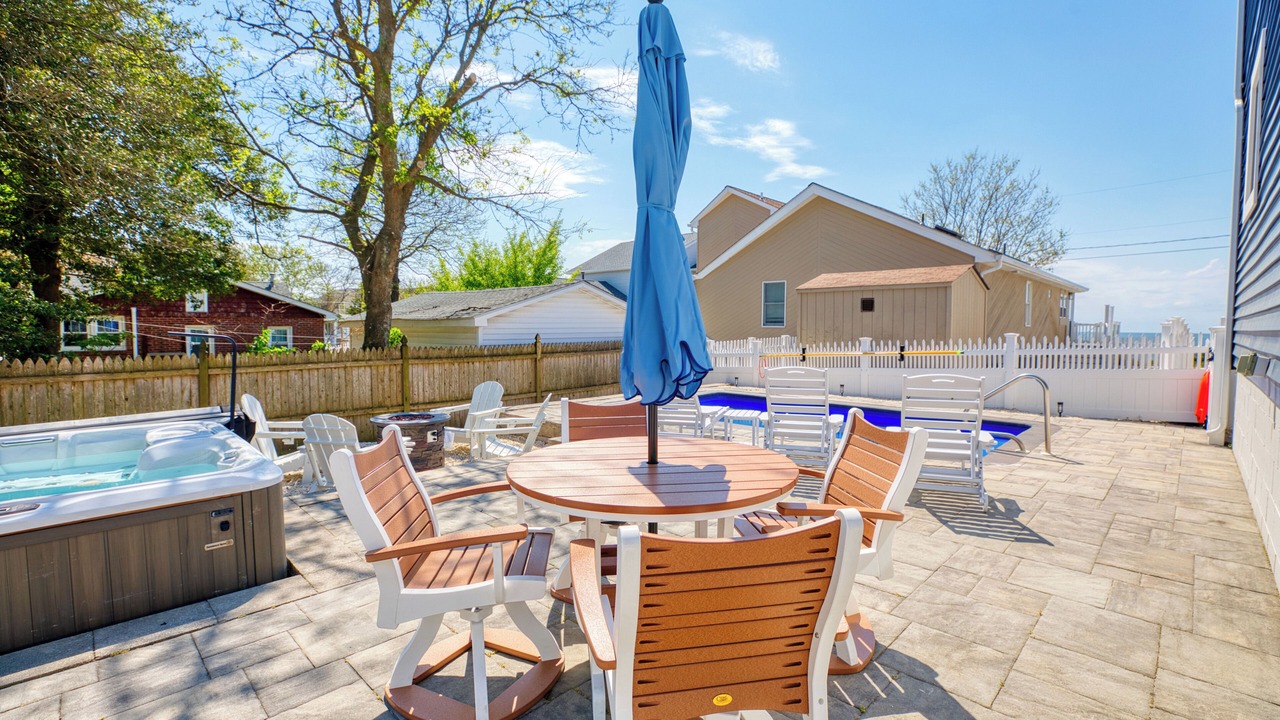 Photo of Outdoor in Town Bank