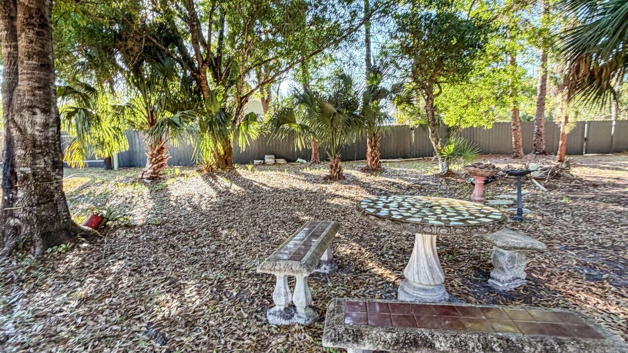 Photo of Patio Balcony in Lehigh Acres