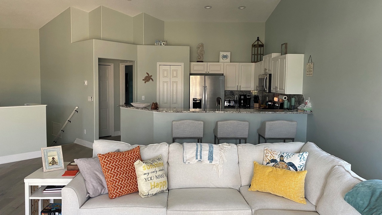 Photo of Livingroom in Indialantic