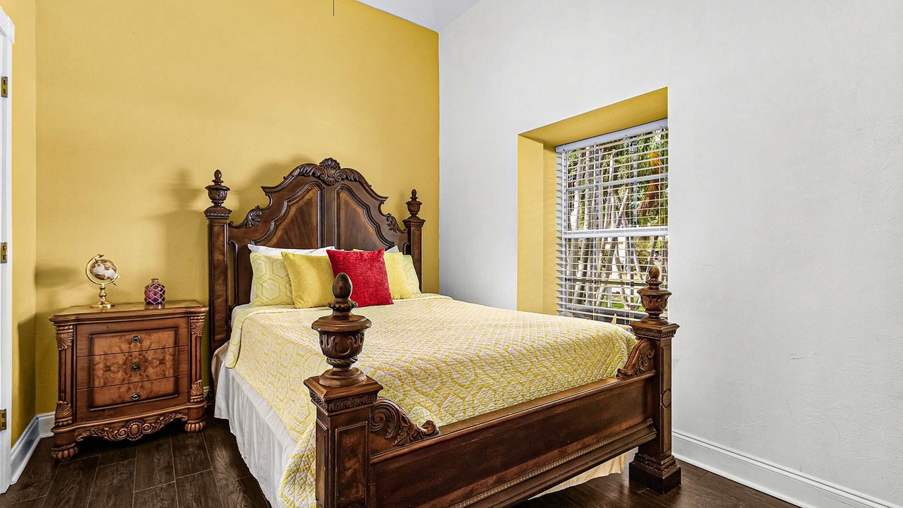 Photo of Bedroom in Pelican