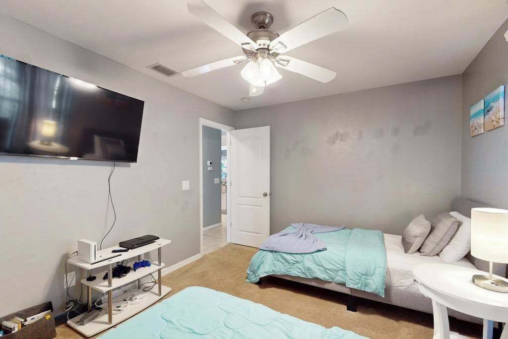 Photo of Bedroom in Diplomat