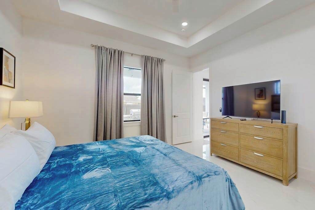 Photo of Bedroom in Diplomat