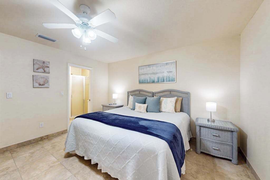 Photo of Bedroom in Englewood