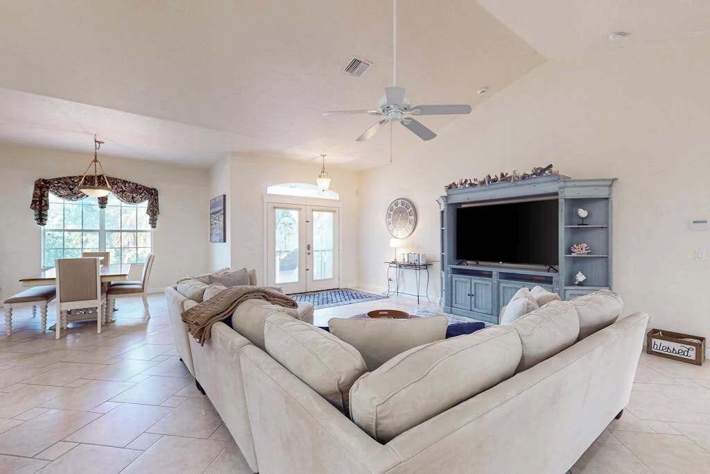 Photo of Livingroom in Englewood