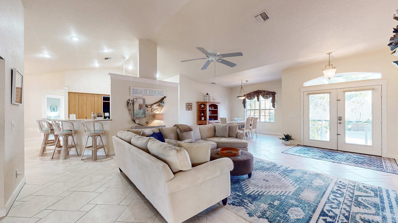 Photo of Livingroom in Englewood