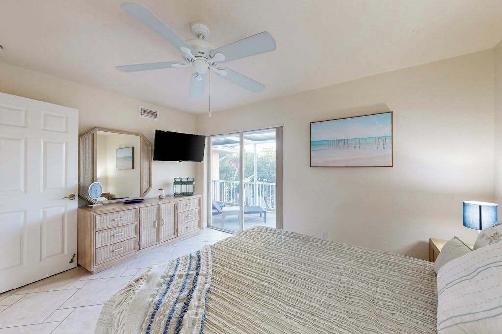 Photo of Bedroom in Englewood