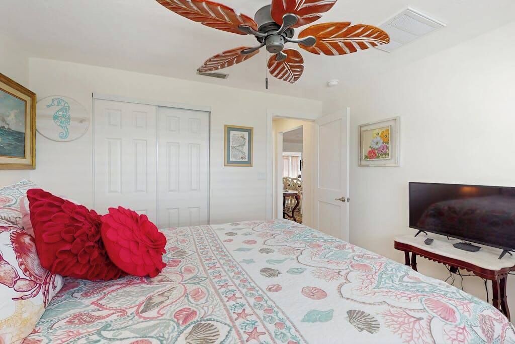 Photo of Bedroom in Tradewinds