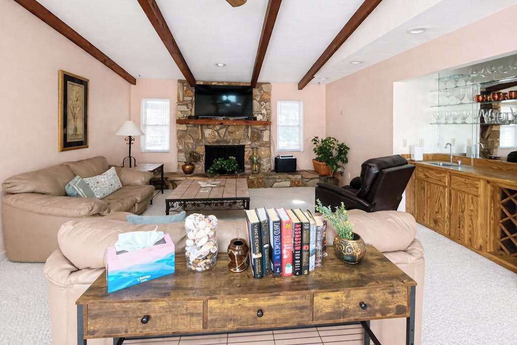 Photo of Livingroom in Sorrento Shores