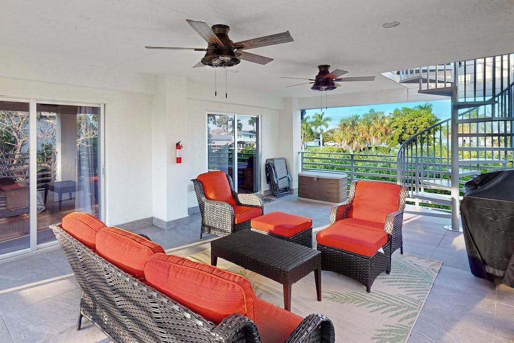 Photo of Patio Balcony in Isles of Capri