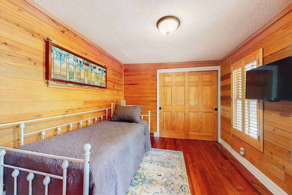 Photo of Bedroom in Bonita Springs
