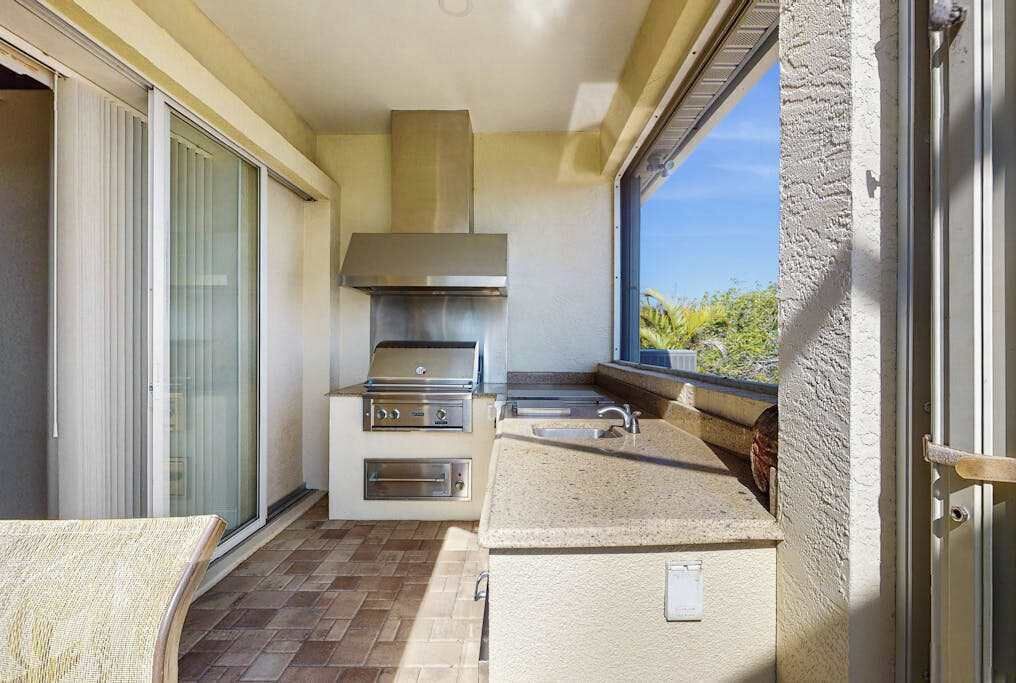 Photo of Patio Balcony in South Gulf Cove