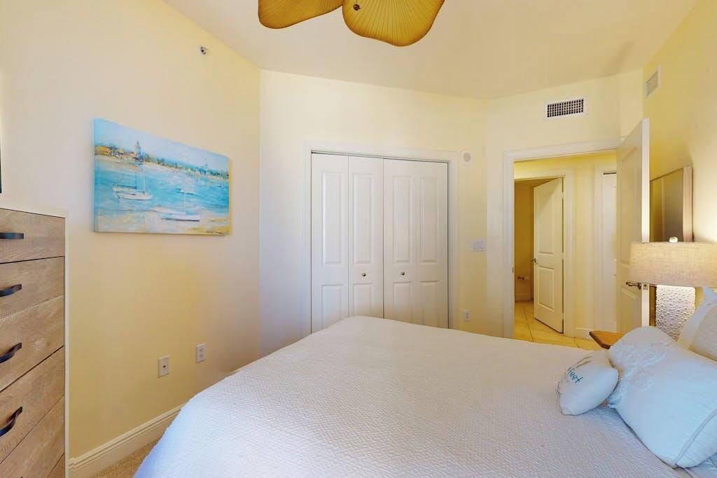 Photo of Bedroom in Cape Harbour