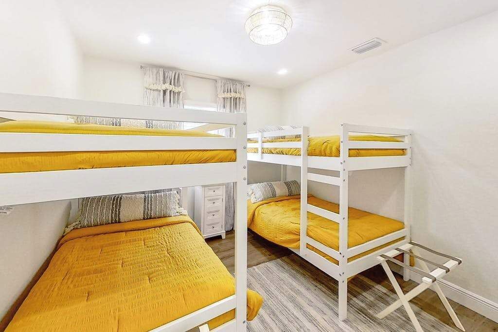 Photo of Bedroom in Central Naples