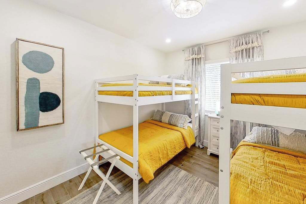 Photo of Bedroom in Central Naples