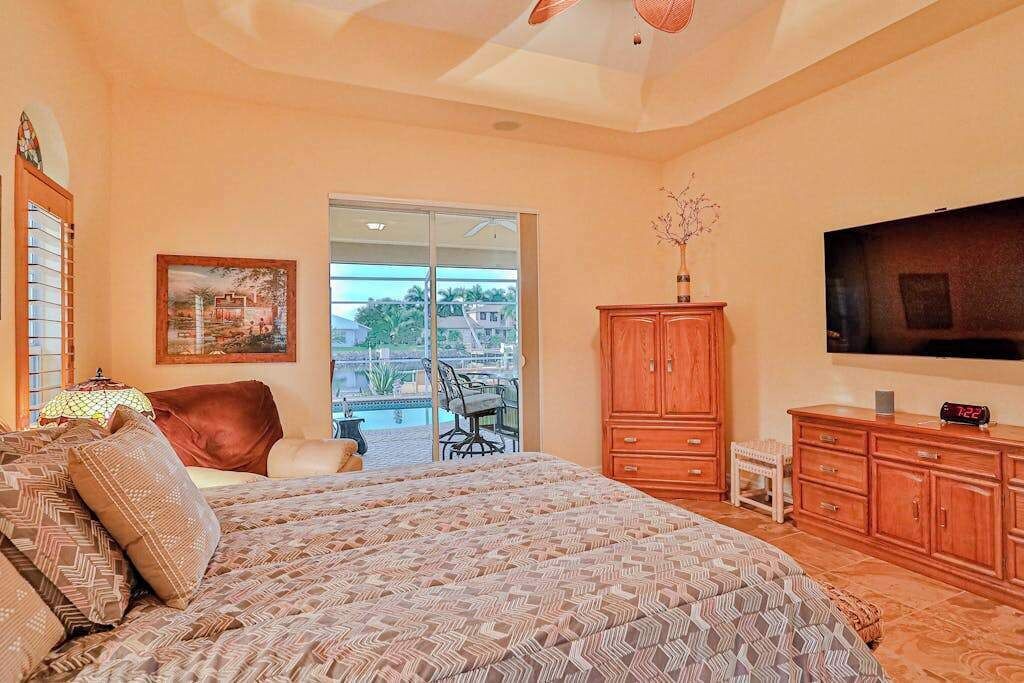 Photo of Bedroom in Naples