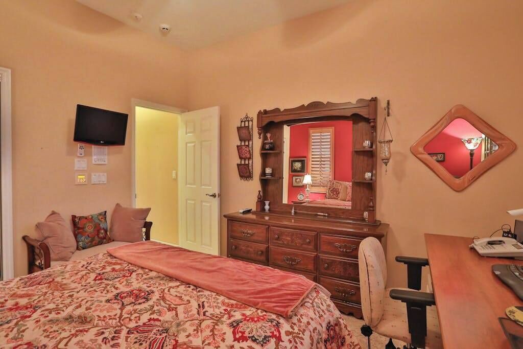 Photo of Bedroom in Naples
