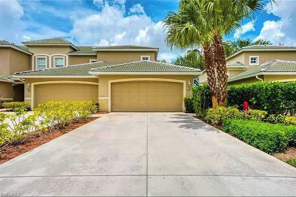 Photo of Outdoor in Naples